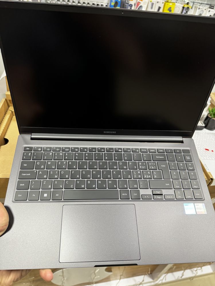 Ноутбук Samsung Galaxy Book 3 (NP750XFG-KA3IT) Grey
