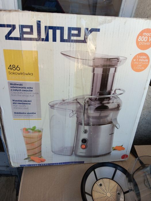 Соковижималка ZELMER ZJE1800XUA (486) Зелмер