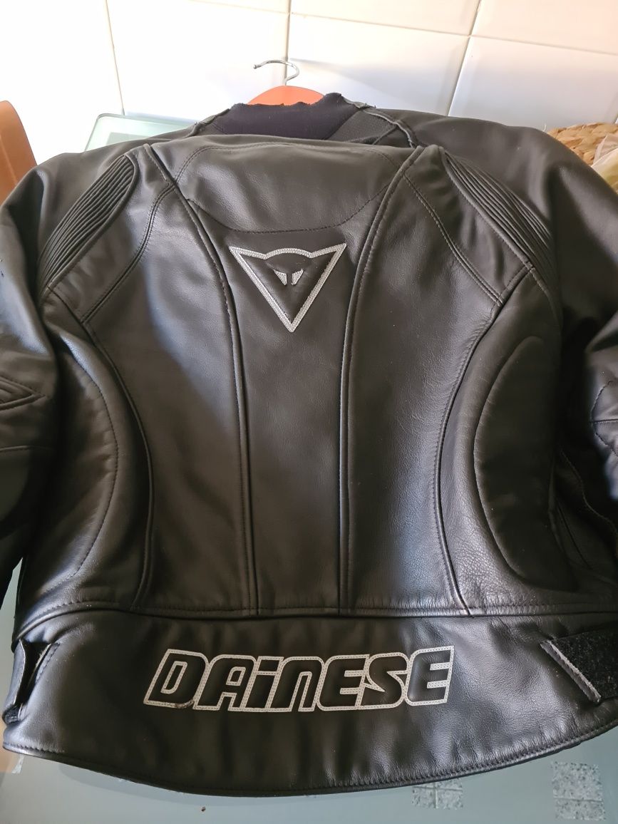 Casaco Dainese em Pele