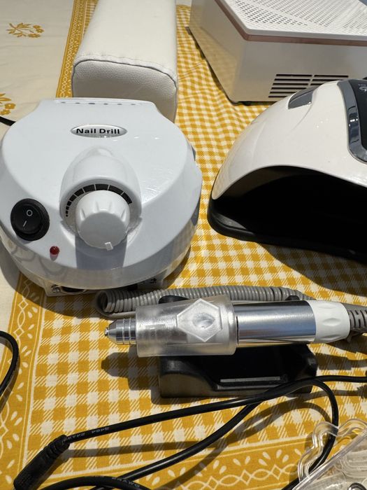 Acessórios para fazer unhas