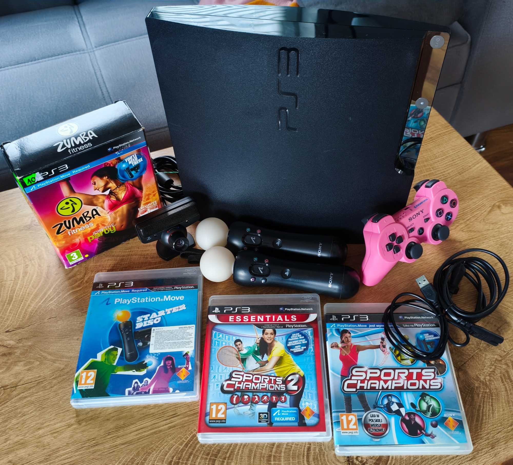 PlayStation 3 Slim 320GB CECH-2504B + 2 x PS Move, kamerka, 3 gry.