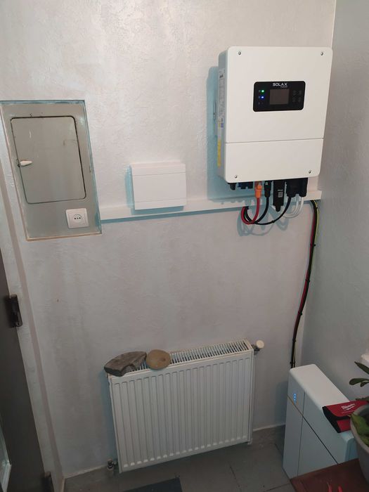 Монтаж систем безперебійного живлення SOLAX для вашої оселі та бізнесу