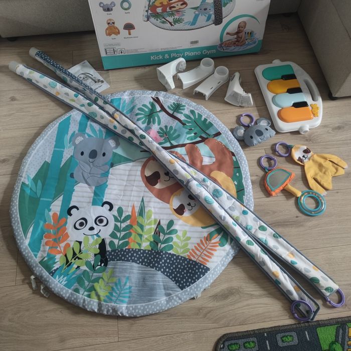 Mata edukacyjna Kick & Play Piano Gym