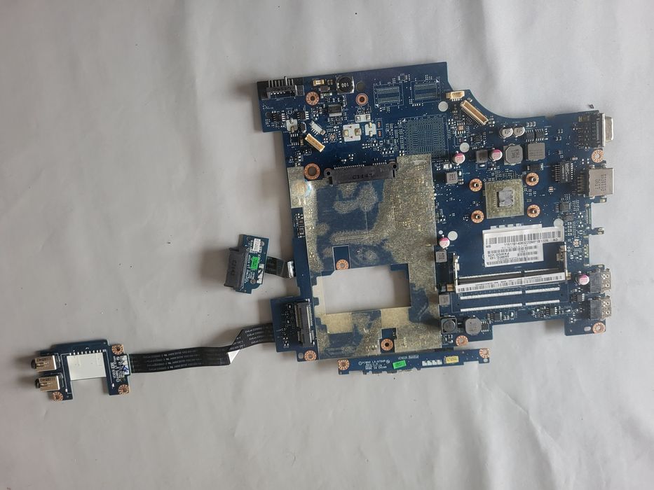 Sprzedam Płytę główną do Laptopa LENOVO G575 (Stan nieznany)