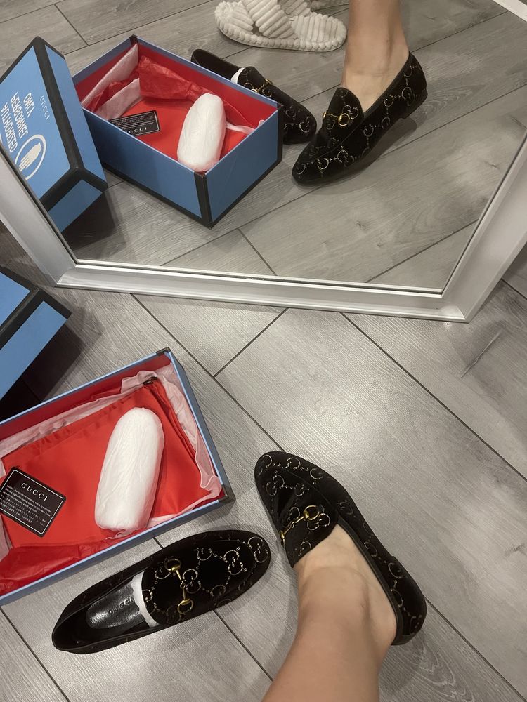 Лофери Gucci нові