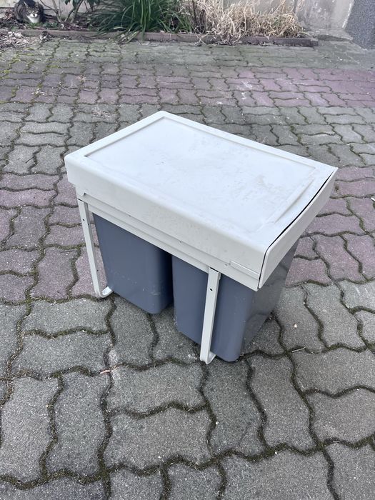 Zestaw koszy na śmieci kosz pod zlew do szafki wysuwane do segregacji