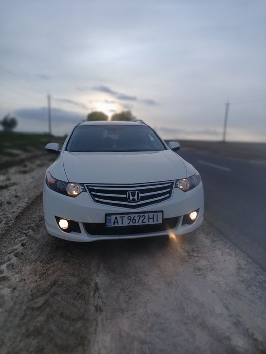 Продам надійний автомобіль HONDAq