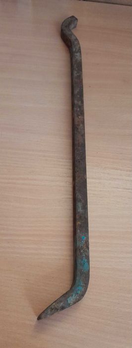 Фомка, монтировка шиномонтажная, монтажка для колёс.