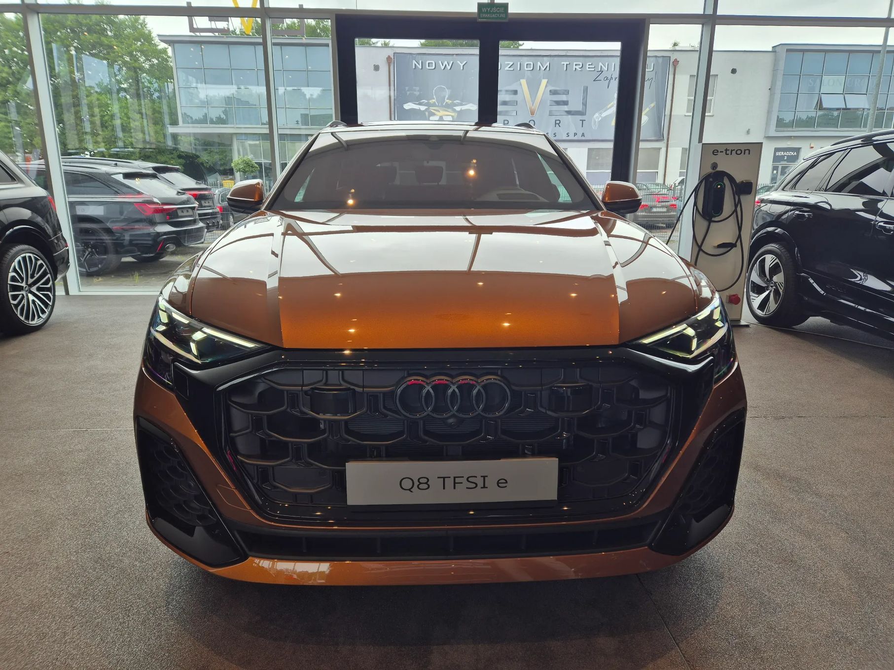 Audi Q8 394 KM | OFERTA AUDI BUSINESS | Hak | Masaż | Szyberdach | HD Matrix