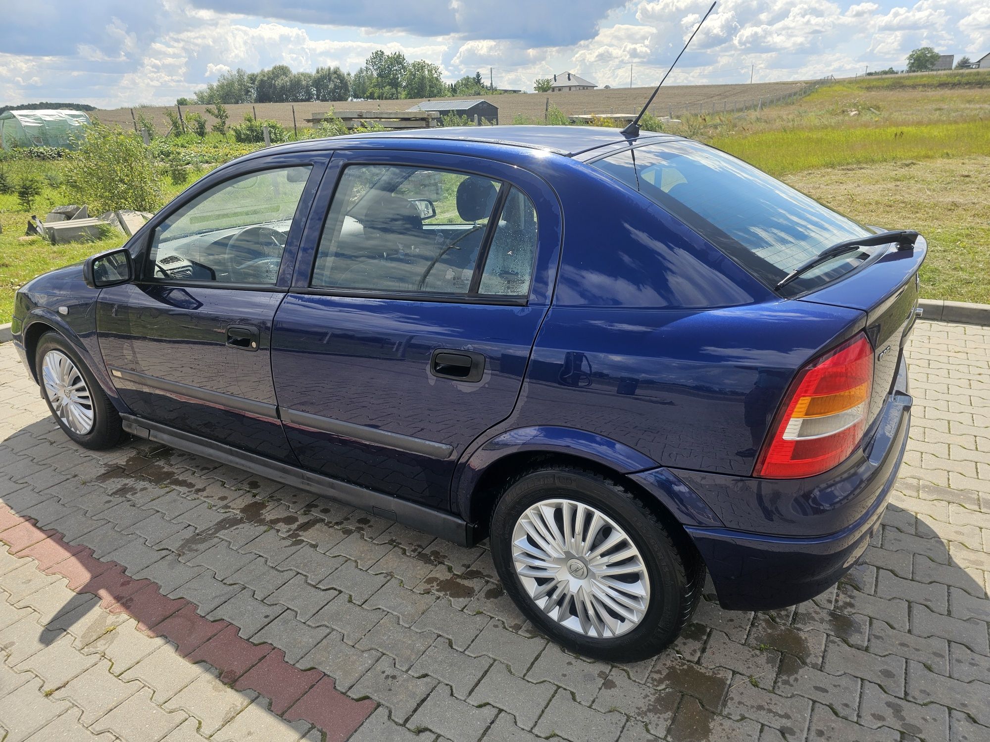 Sprzedam Opla Astre Lift 1.6 16v LPG