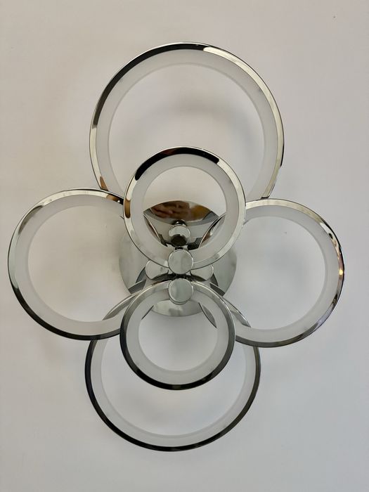 Lampa led ring żyrandol koła  z pilotem