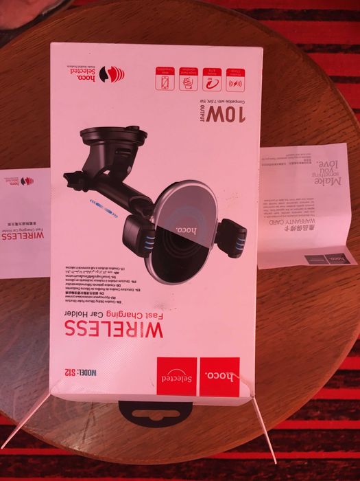 Держатель для смартфона в машину