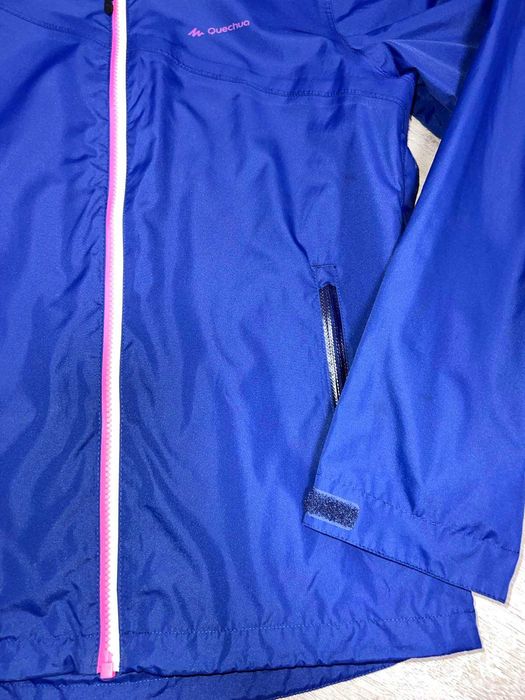 вітровка на дівчинку Quechua розмір хs-s
