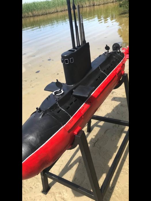 Мангал у вигляді подводної лодки