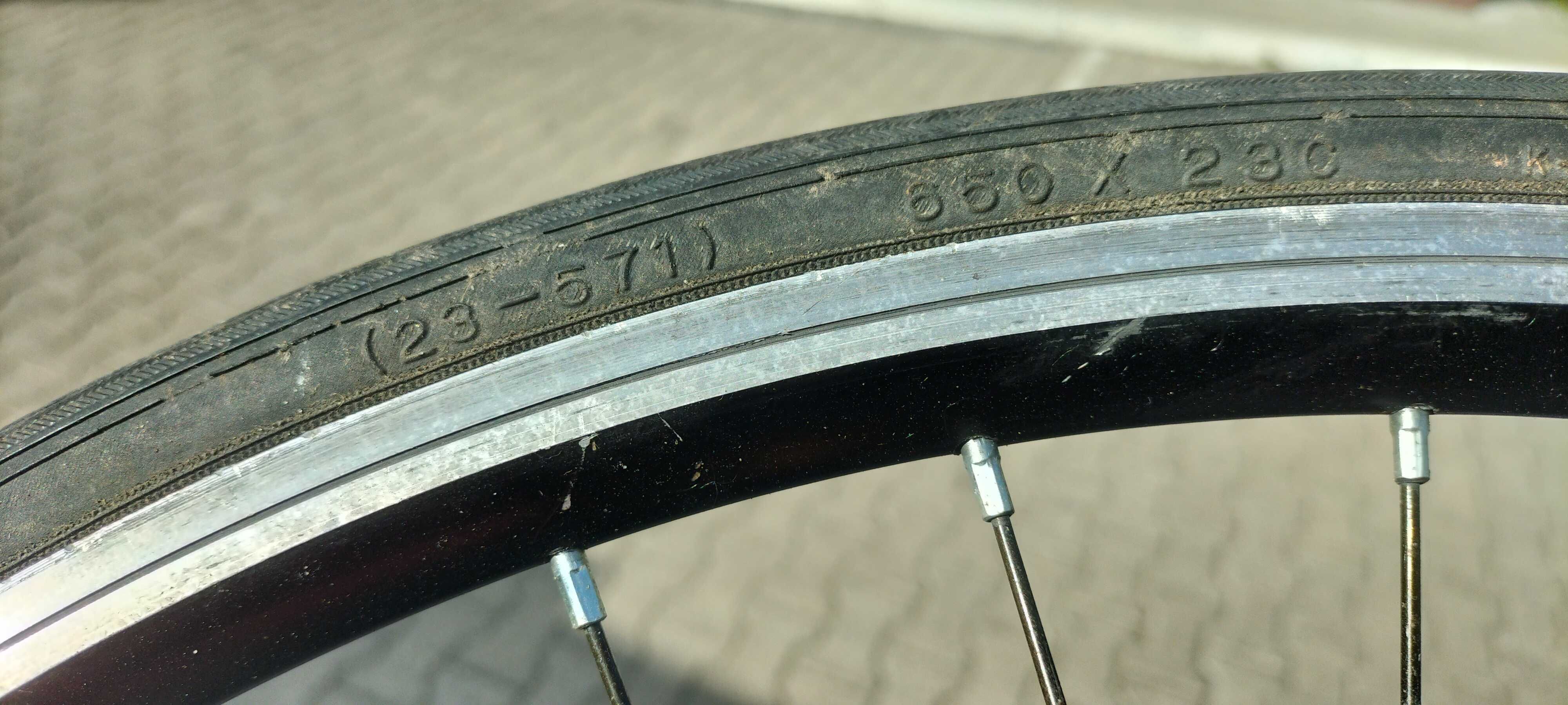 Rower aluminiowy szosowy młodzieżowy TRIAX