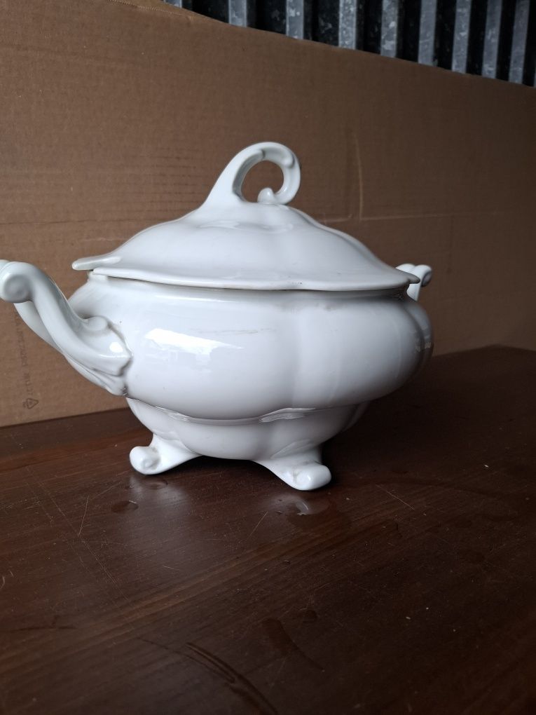 Stara waza z czasów PRL porcelana Karolina