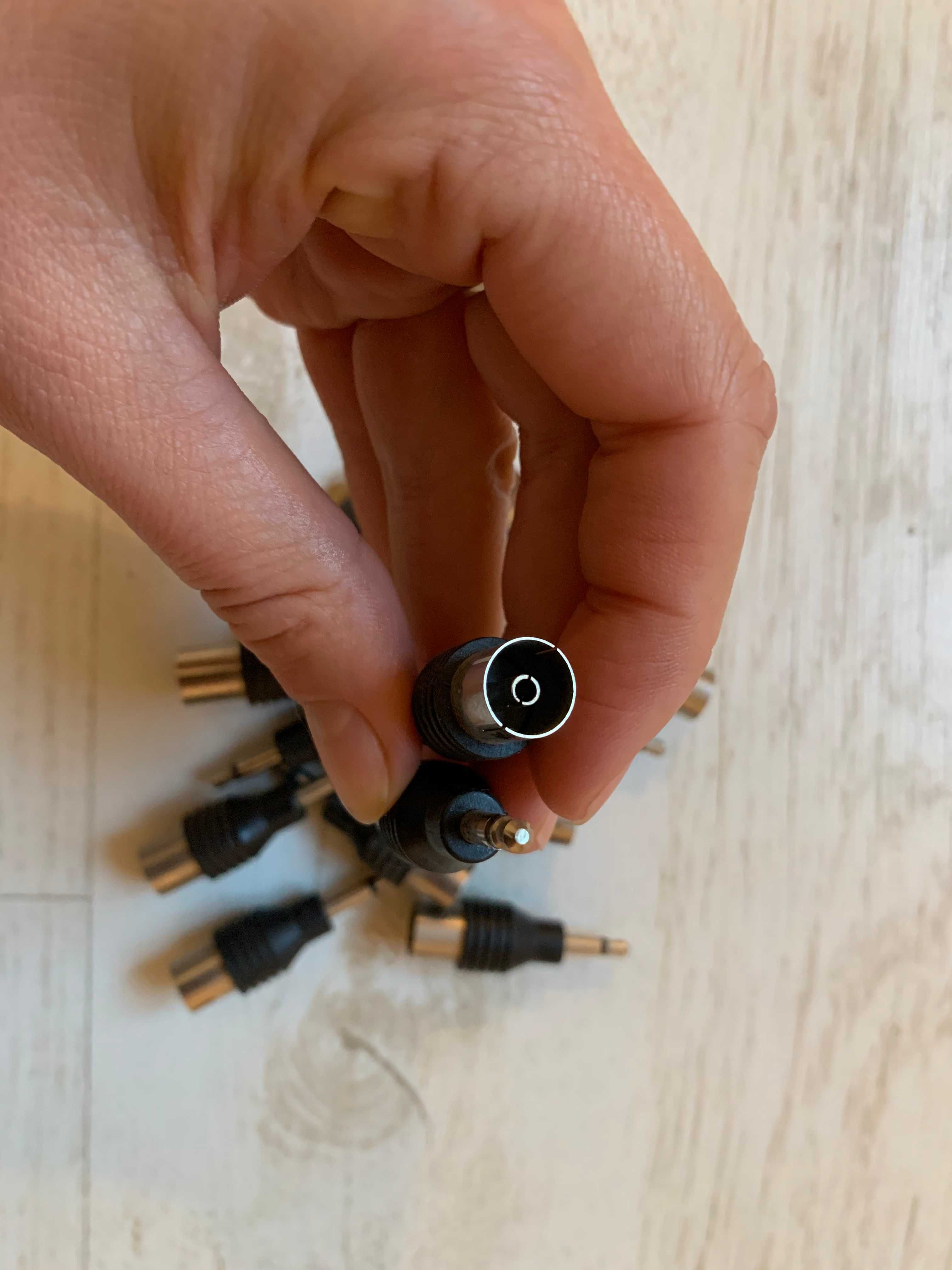 Adapter wtyk mały JACK 3.5 na gniazdo antenowe