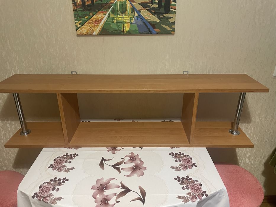 Продам полку настенную