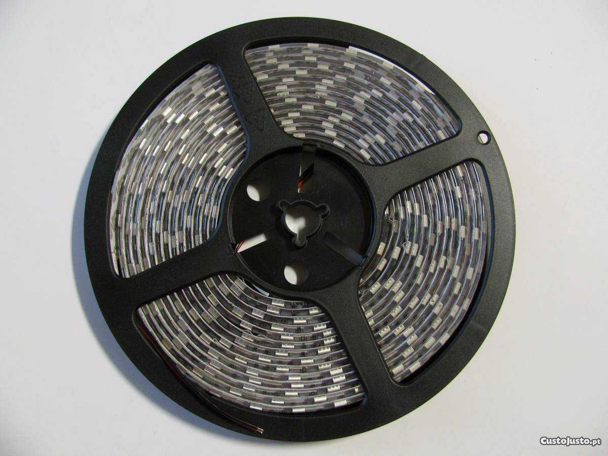 fitas de leds 5 metros 300 leds, 5050 a prova de agua