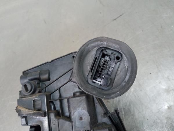 Fechadura / fecho porta trás esquerdo VOLKSWAGEN Golf VI (5K1)