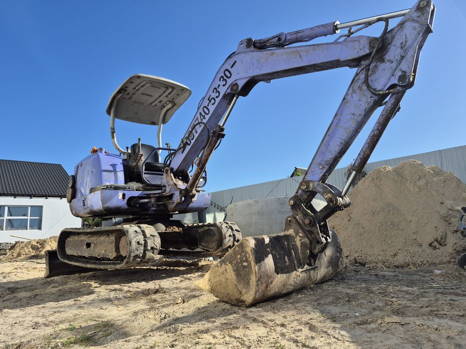 Мини Экскаватор Hitachi 25