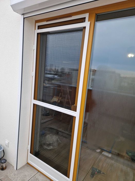 Moskitiera drzwiowa na balkon, taras - dostawa i montaż