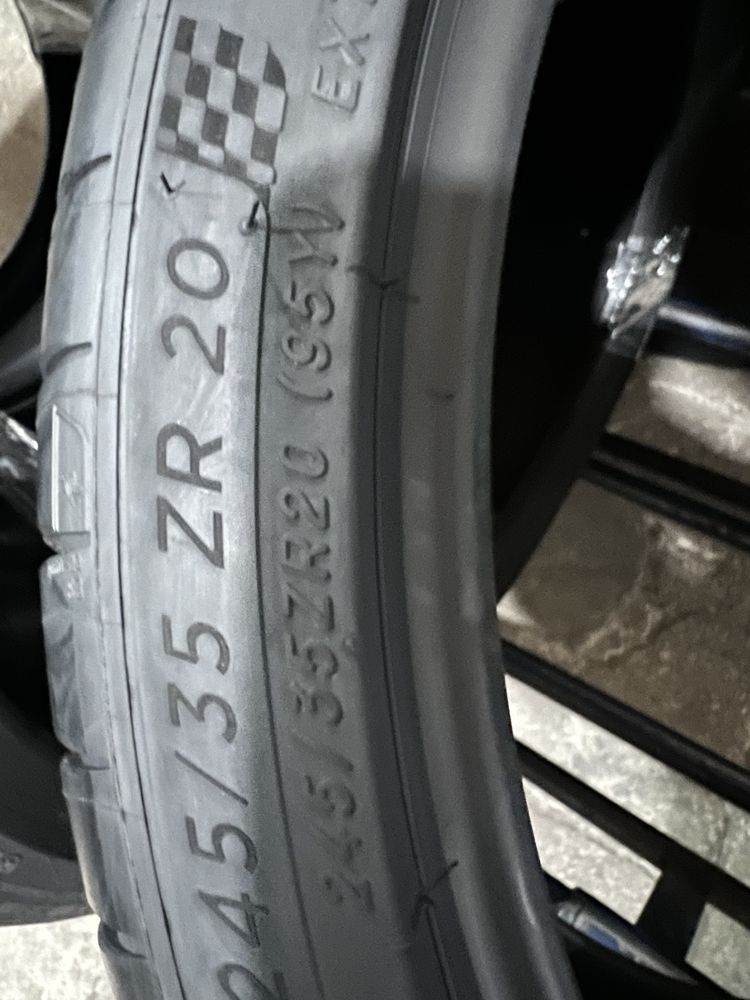 275/30/20+245/35/20 R20 Michelin Pilot Sport 4S 4шт нові