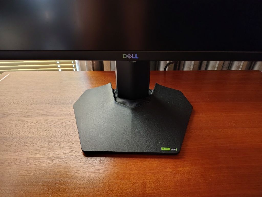 Monitor Dell G2724D 27 cali 165 hz idealny do gamingu. Nvidia g sync i