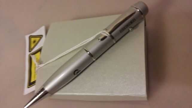 Laser Pointer with Pen and Pen64550439313921123
