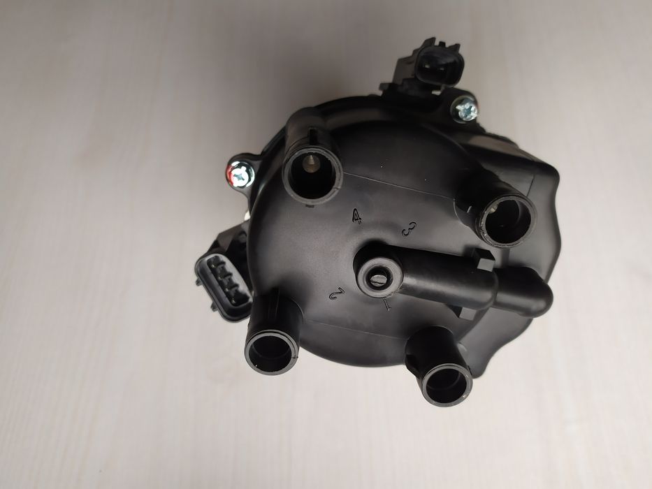 Распределитель зажигания 1905074020 Toyota Camry, Carina E