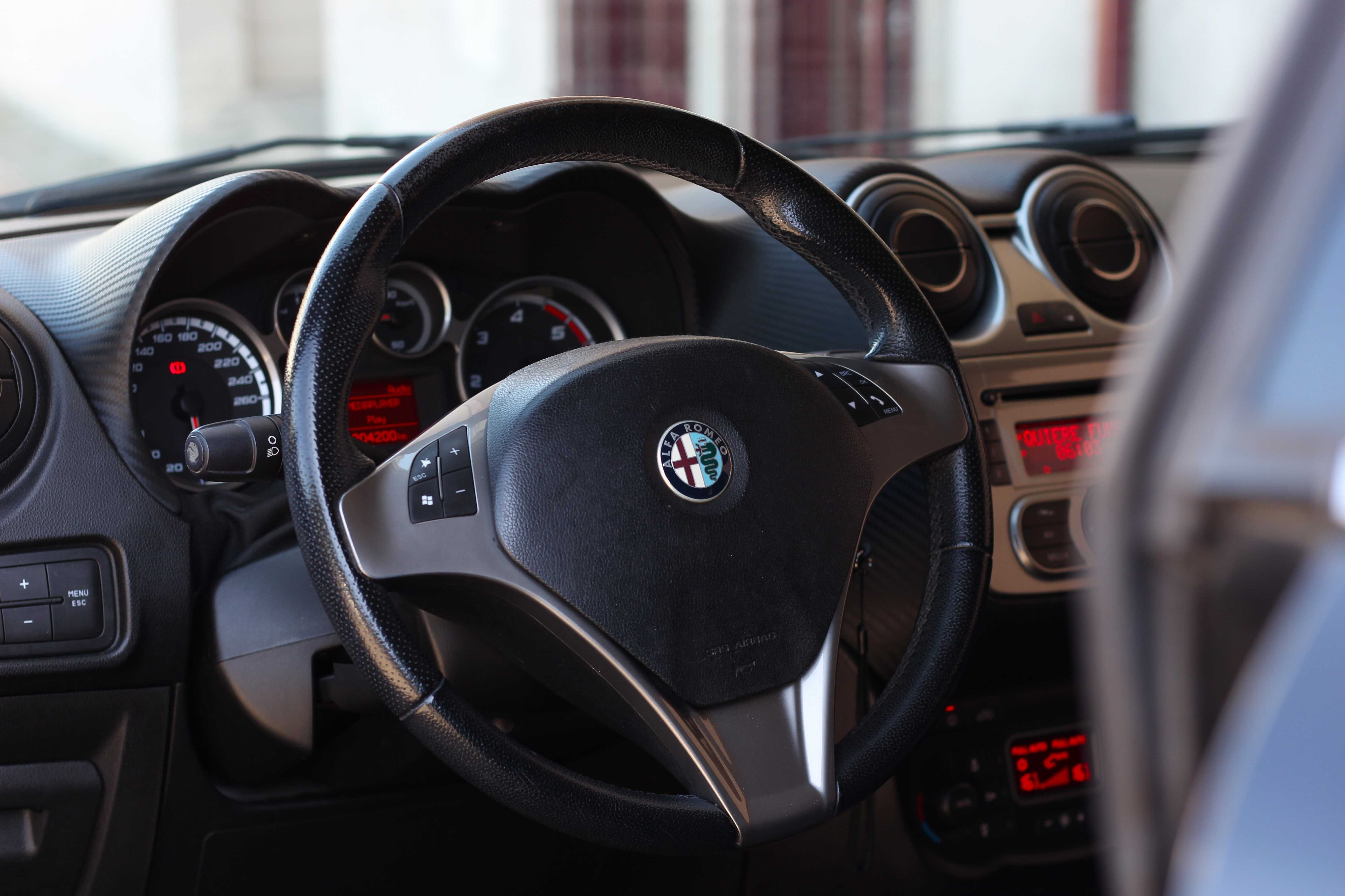 Alfa Romeo Mito 1.3 Multijet Preto 2010