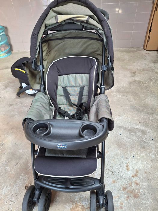 Carrinho de bebé e ovo Chicco