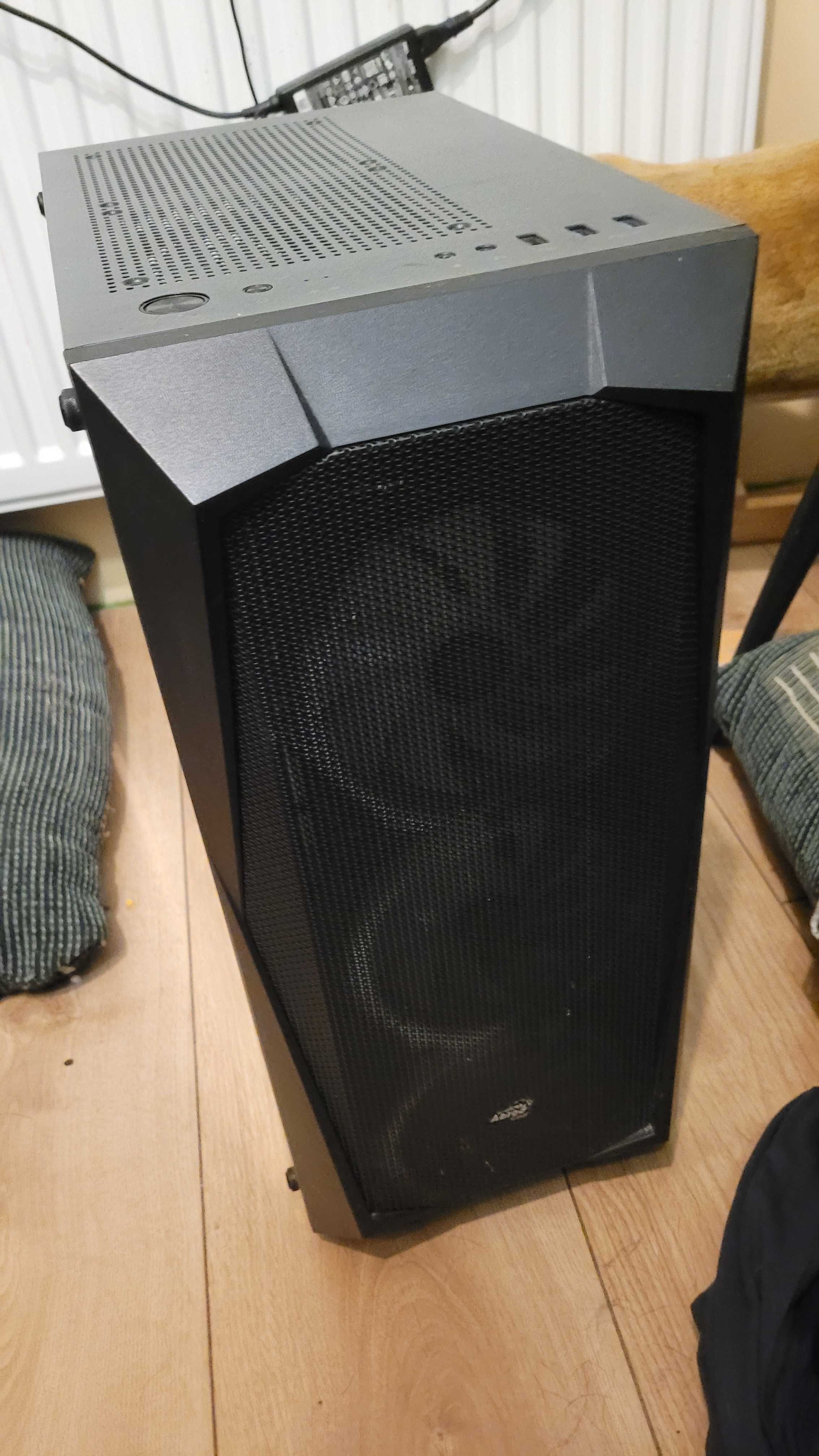 Komputer gamingowy core i7, 4gb ram 256 gb ssd, GT1030