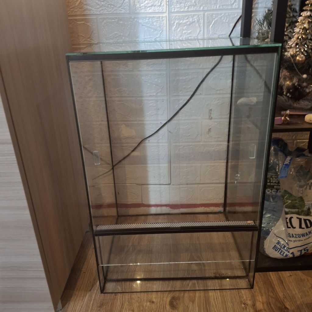 Sprzedam lub wymienię terrarium