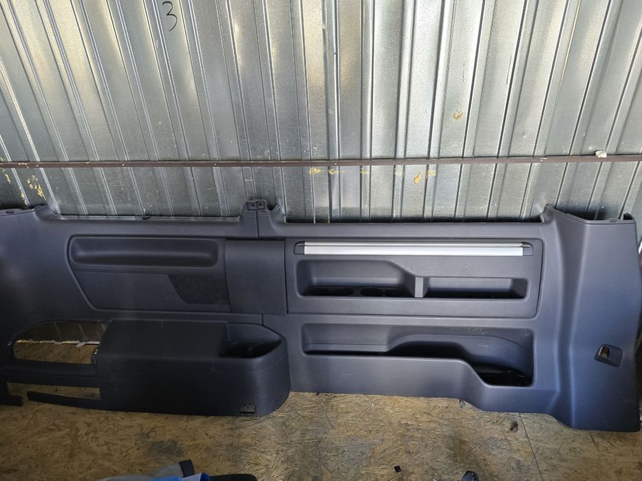 Boczek tapicerka lewy środek VW T5 T6 multivan