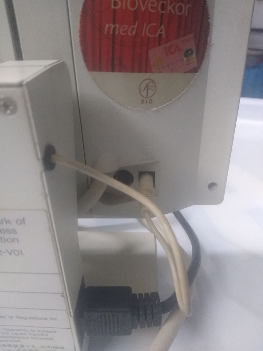 Stary Monitor IBM 9052-V01
