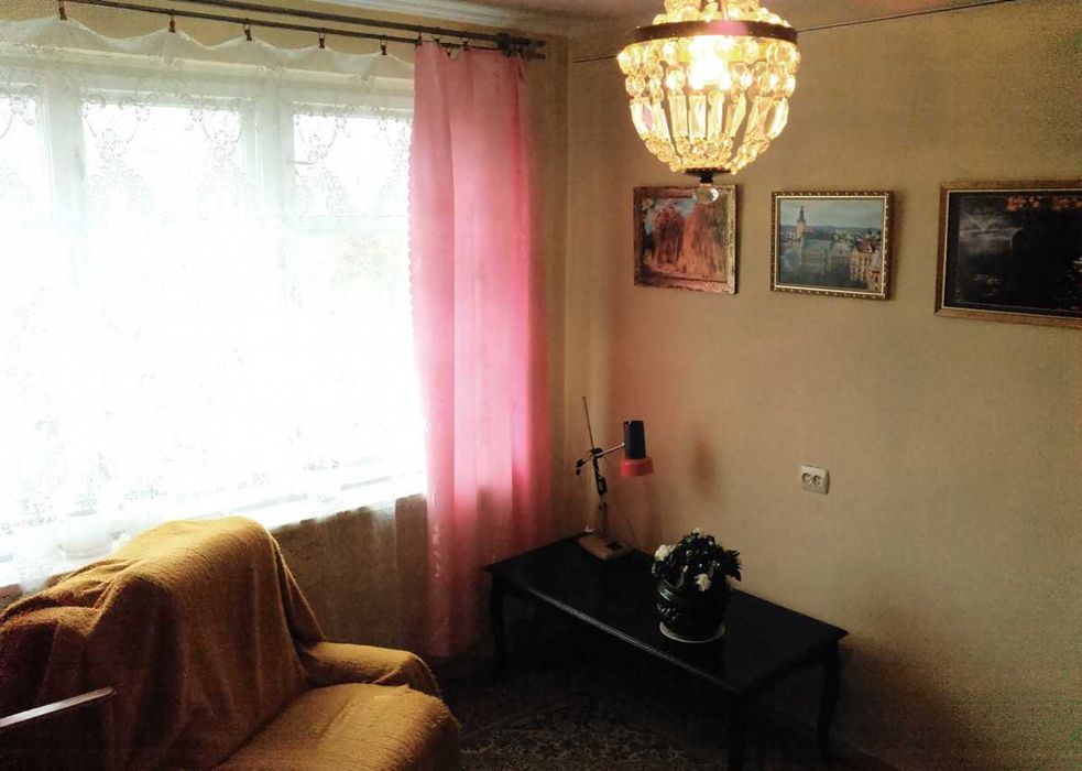 Оренда кімнати по вул. Наукова