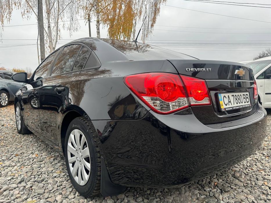 Продам Chevrolet Cruze LS