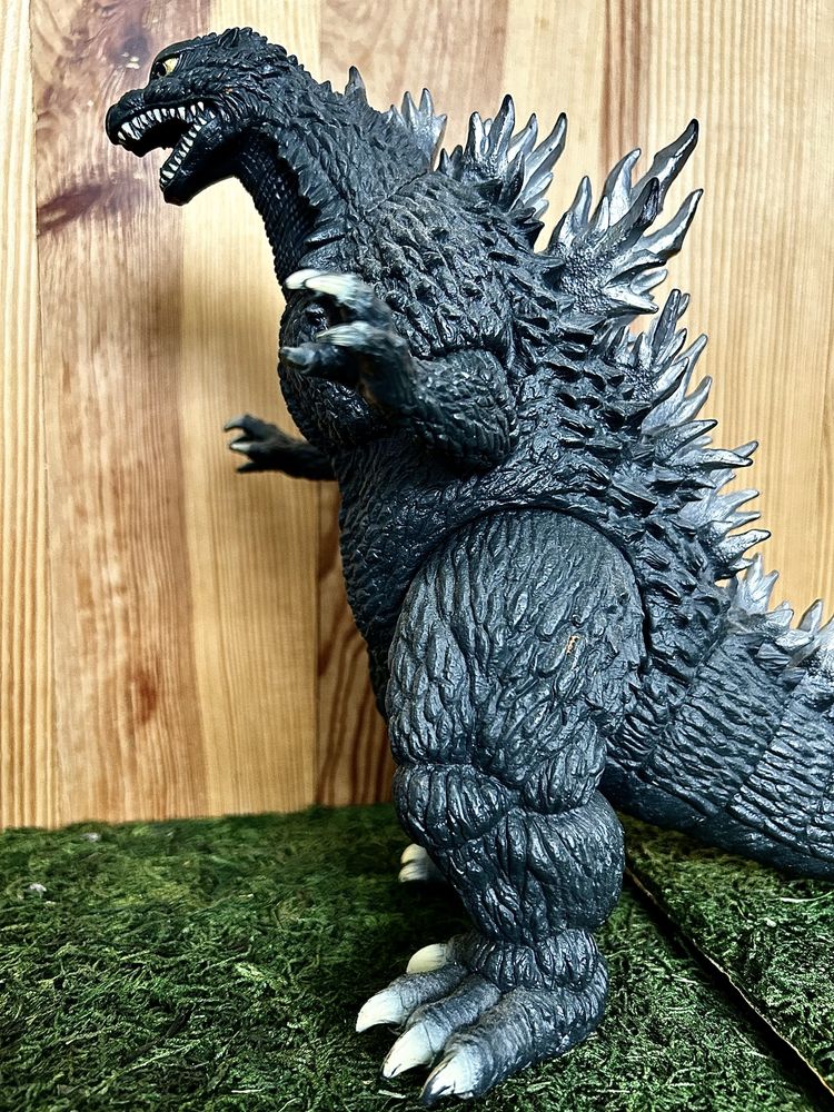 Godzilla figura potwora