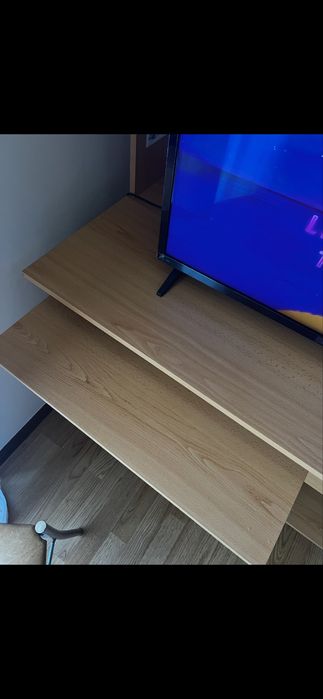 secretária com cadeira