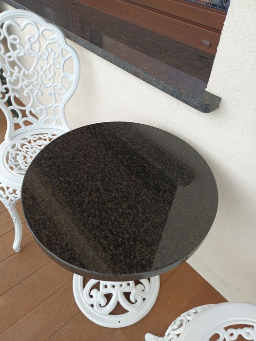 Żeliwny Komplet z Granitowym blatem