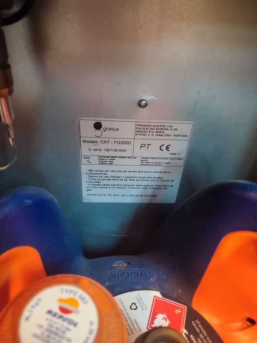 Aquecedor a gás botija incluída