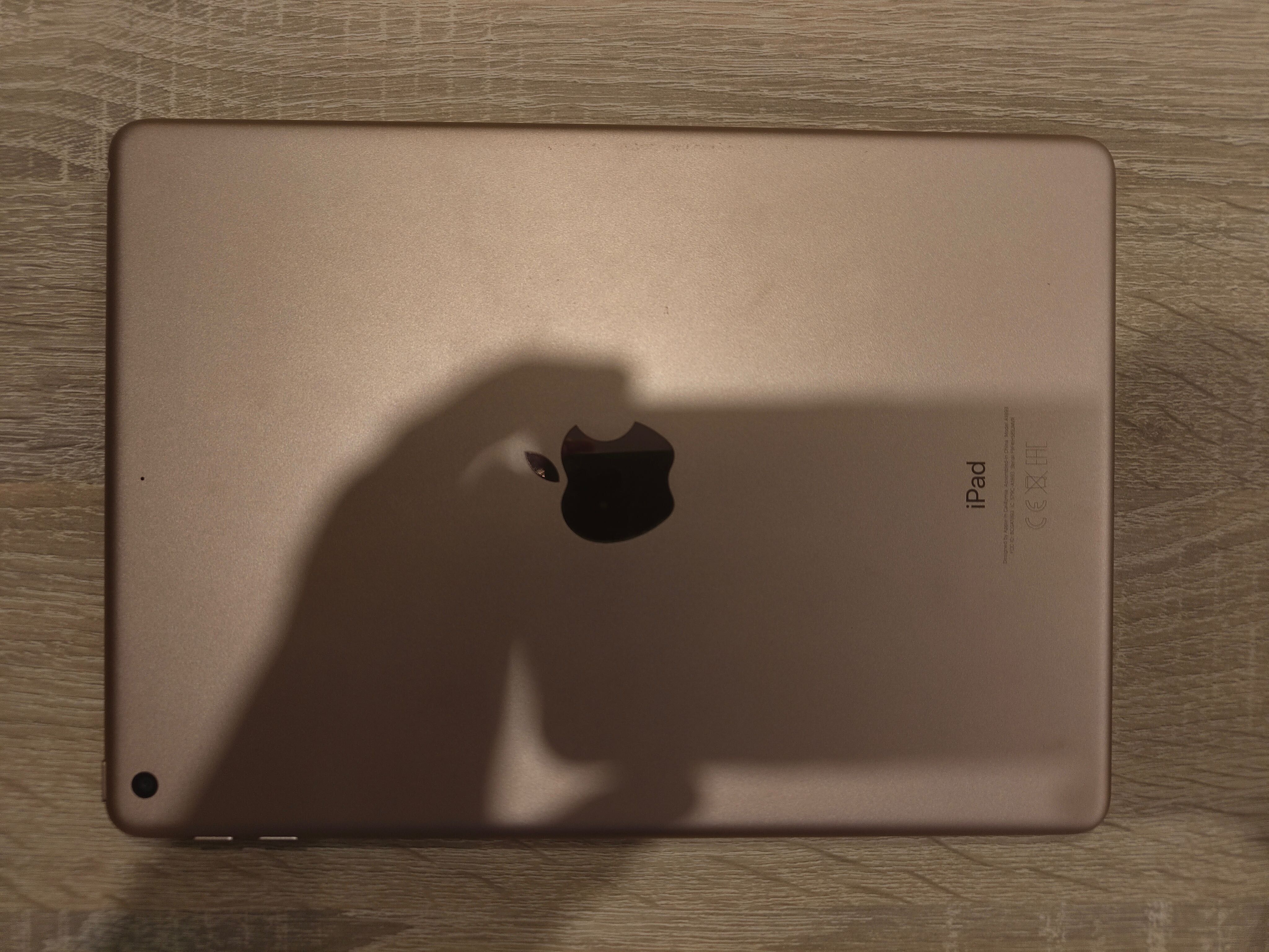 iPad 32GB – Impecável + Carregador Original
