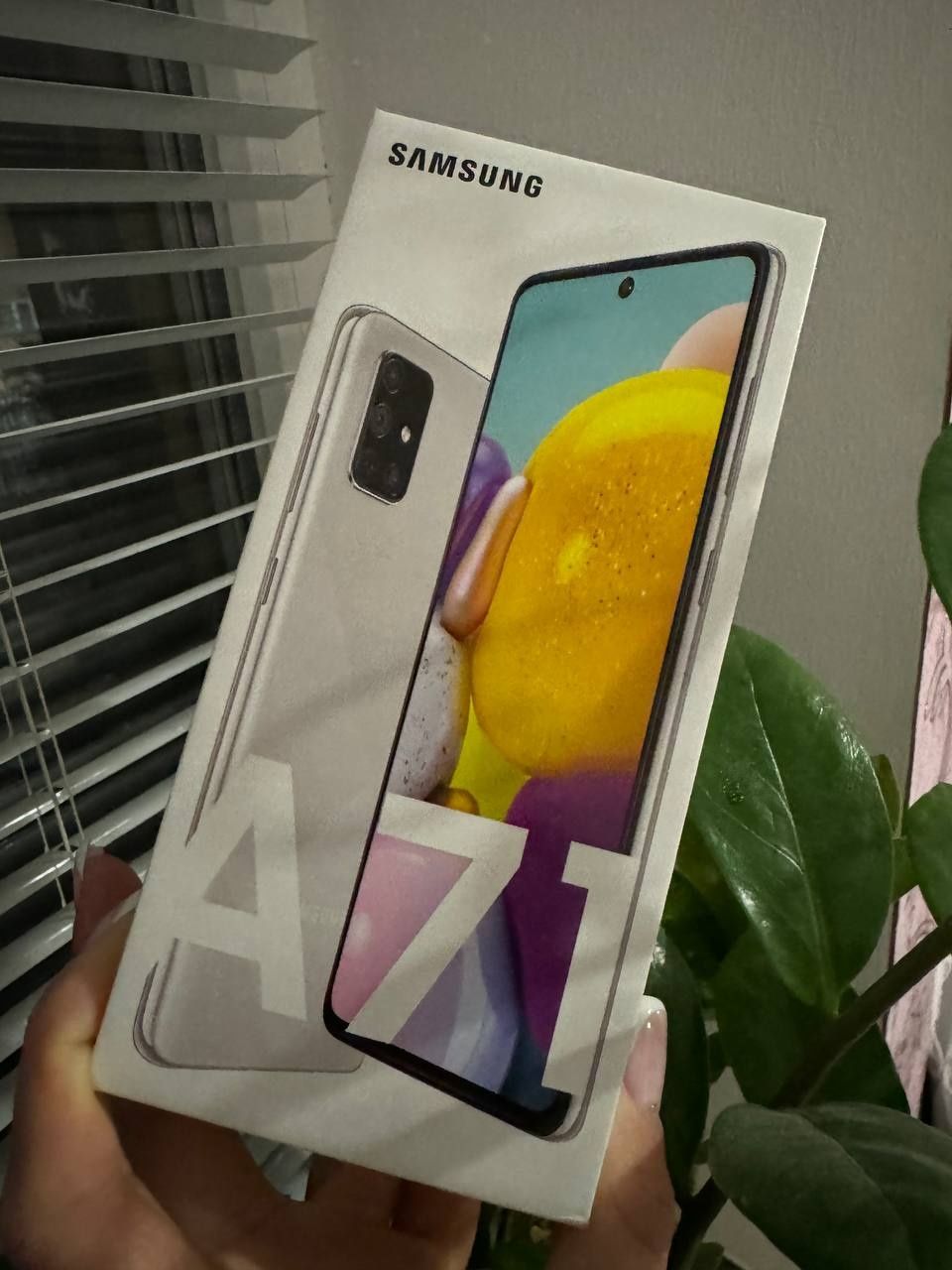 Продам Samsung A71