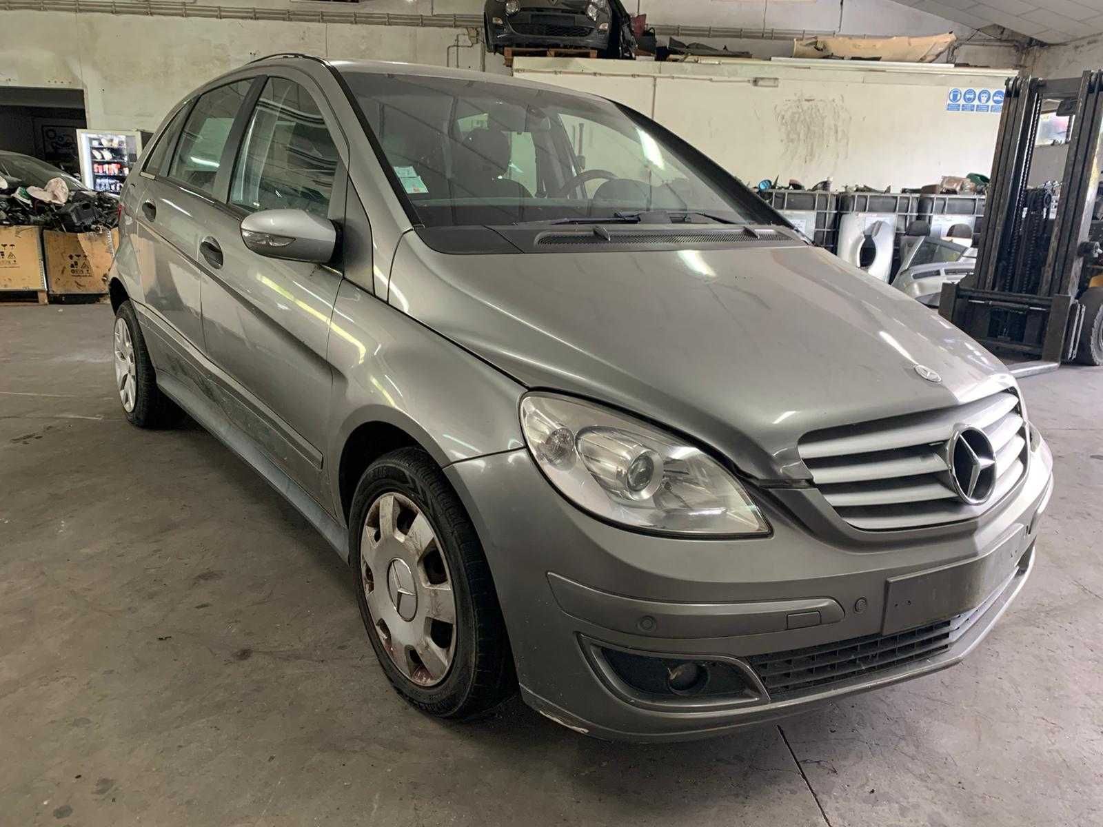 PARA PEÇAS MERCEDES B180 CDI