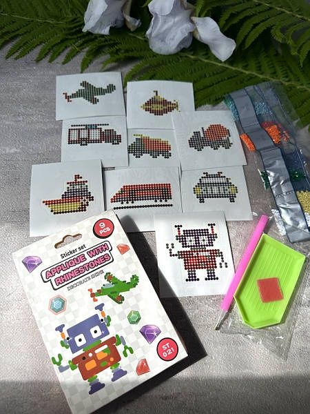 Алмазні стікери для декорування різних поверхонь Diamond Stickers
