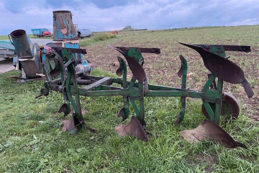 Pługi 2,3 skibowe obrotowe hydraulucznue i Mechanicznie