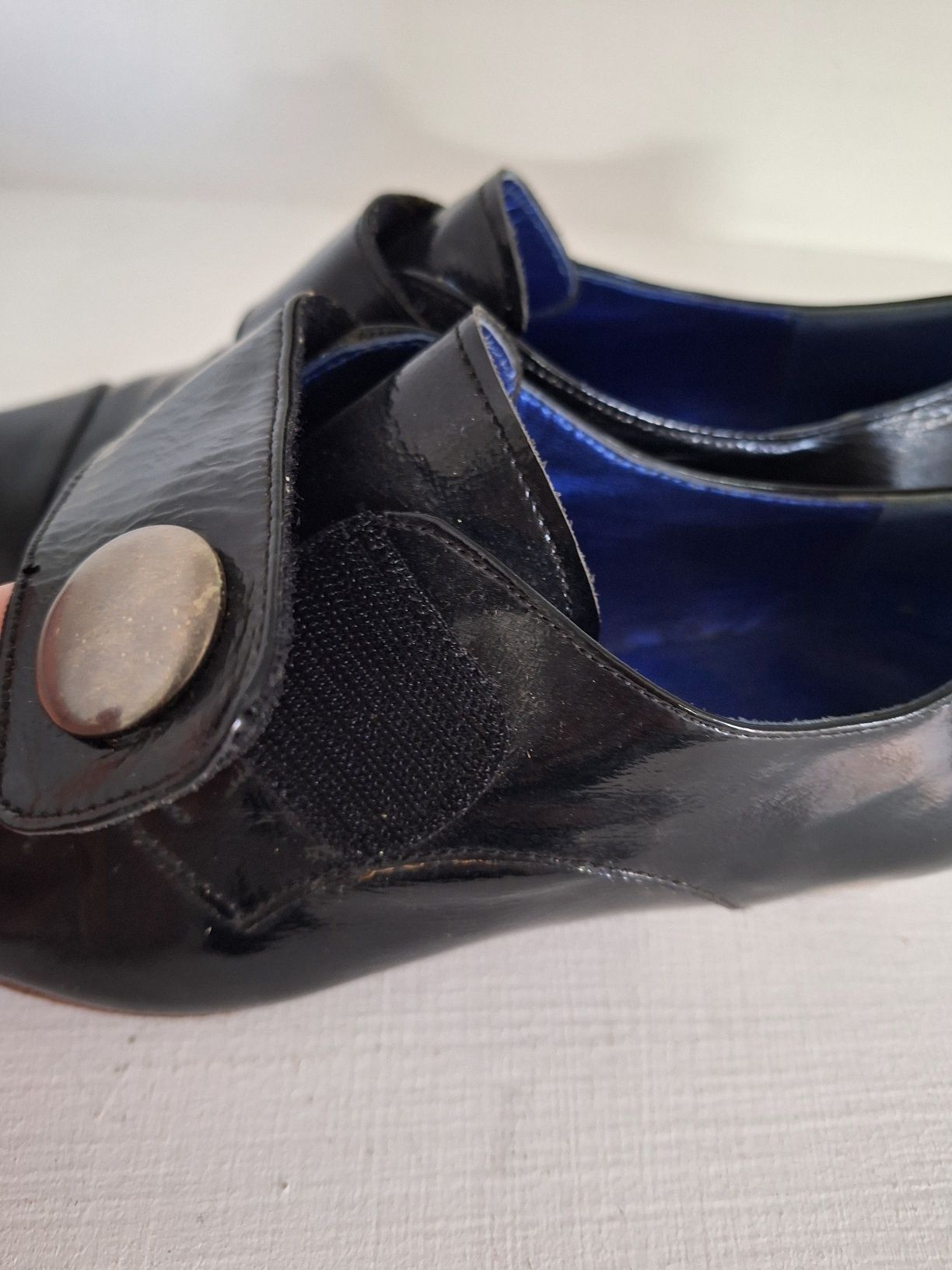 Sapatos pretos vintage