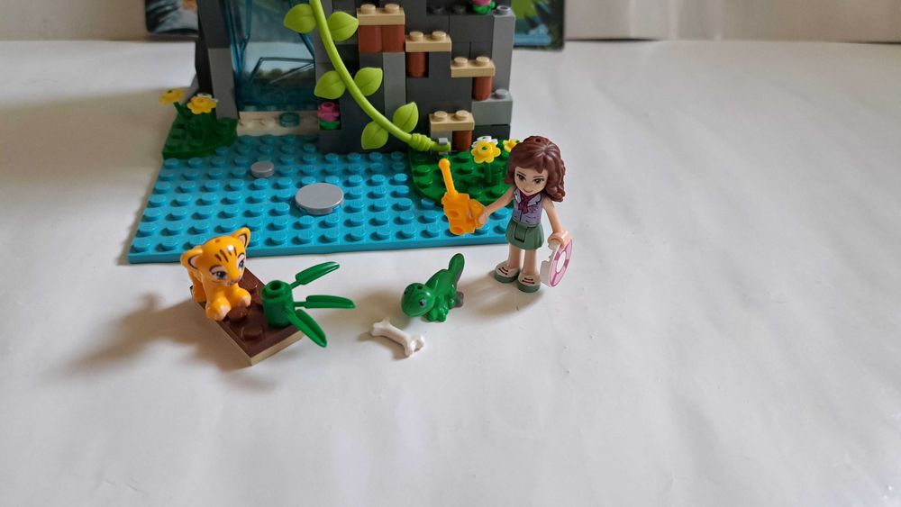 Lego Friends - 41033 - dzikie wodospady - zwierzątka, laleczka
