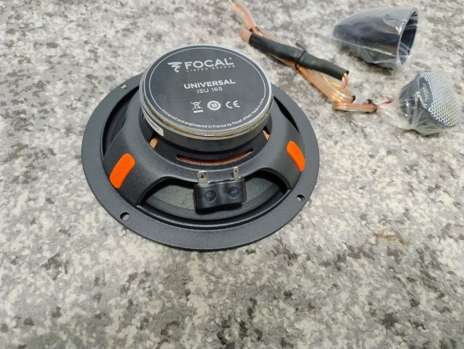 Продам Focal Universal ISU165